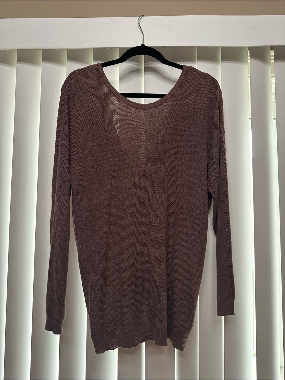 Women's Lightweight Scoop Neck Sweater - light purple